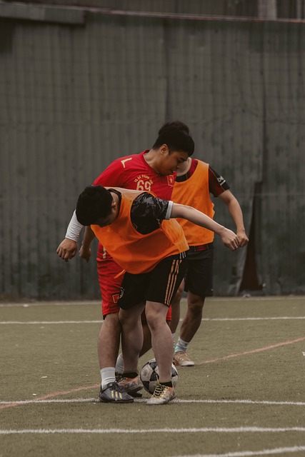 通过对李铁